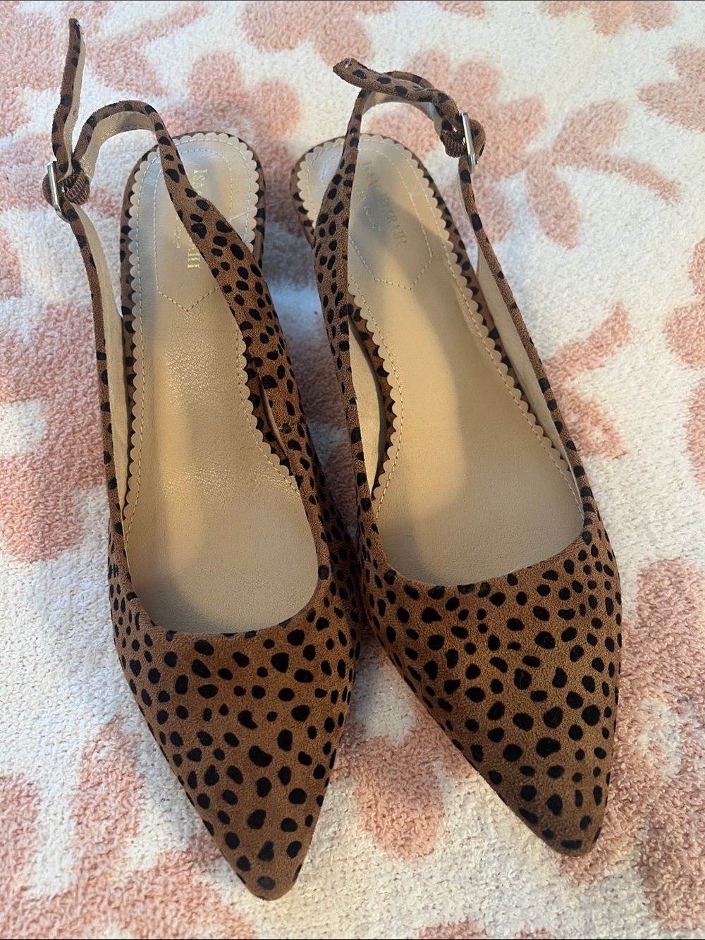 Leopard Print microsuede Slingback Pointed kitten. Heels - Brown/Black
